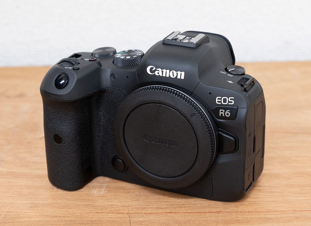 代引き不可】 ◇キャノン フルサイズミラーレスカメラ ボディ R6 Canon
